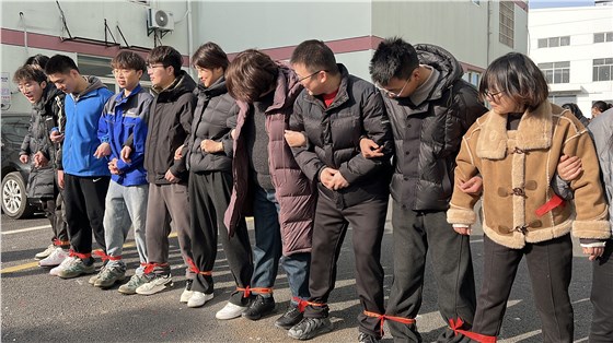 2025年开工两人三足活动-2